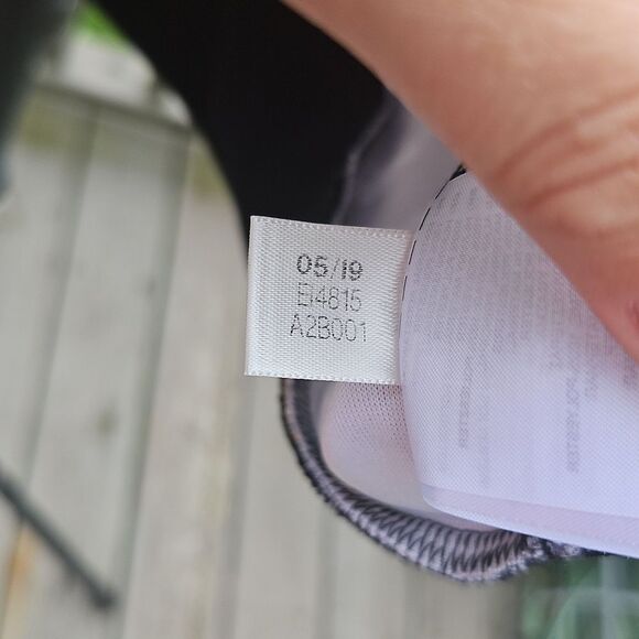 Adidas x FARM Rio Floral Butterfly Zip-Up Hoodie Size L - Picture 6 of 7